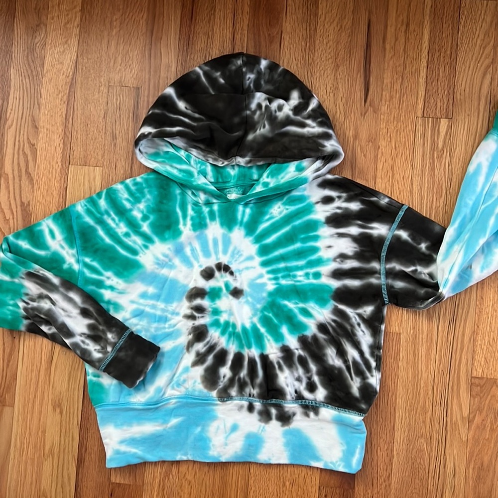 Cropped tie dye hoodie by Aerie